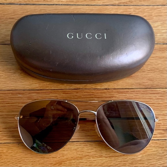 Tom Ford Aviator Sunglasses with Gucci Case - Picture 1 of 13
